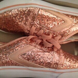 Kid's shoes